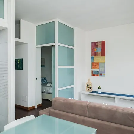 Διαμέρισμα Harry's Flat 38 *